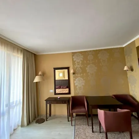 In 5 Star Barcelo Royal * Σάνι Μπιτς